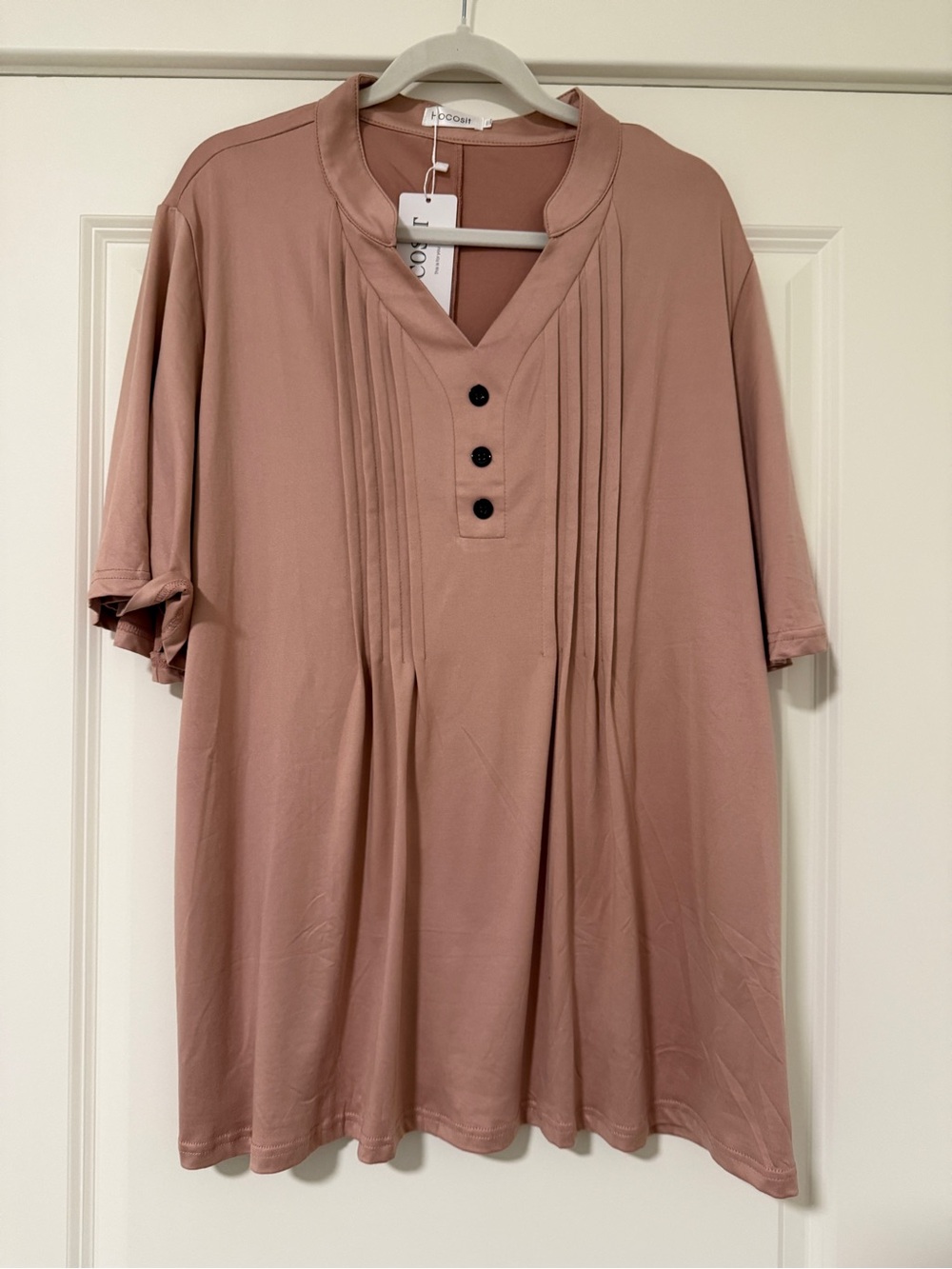 Hocosit Wonens XXL Rose Pintuck V-Neck Button Short Sleeve Tunic. NWT!!